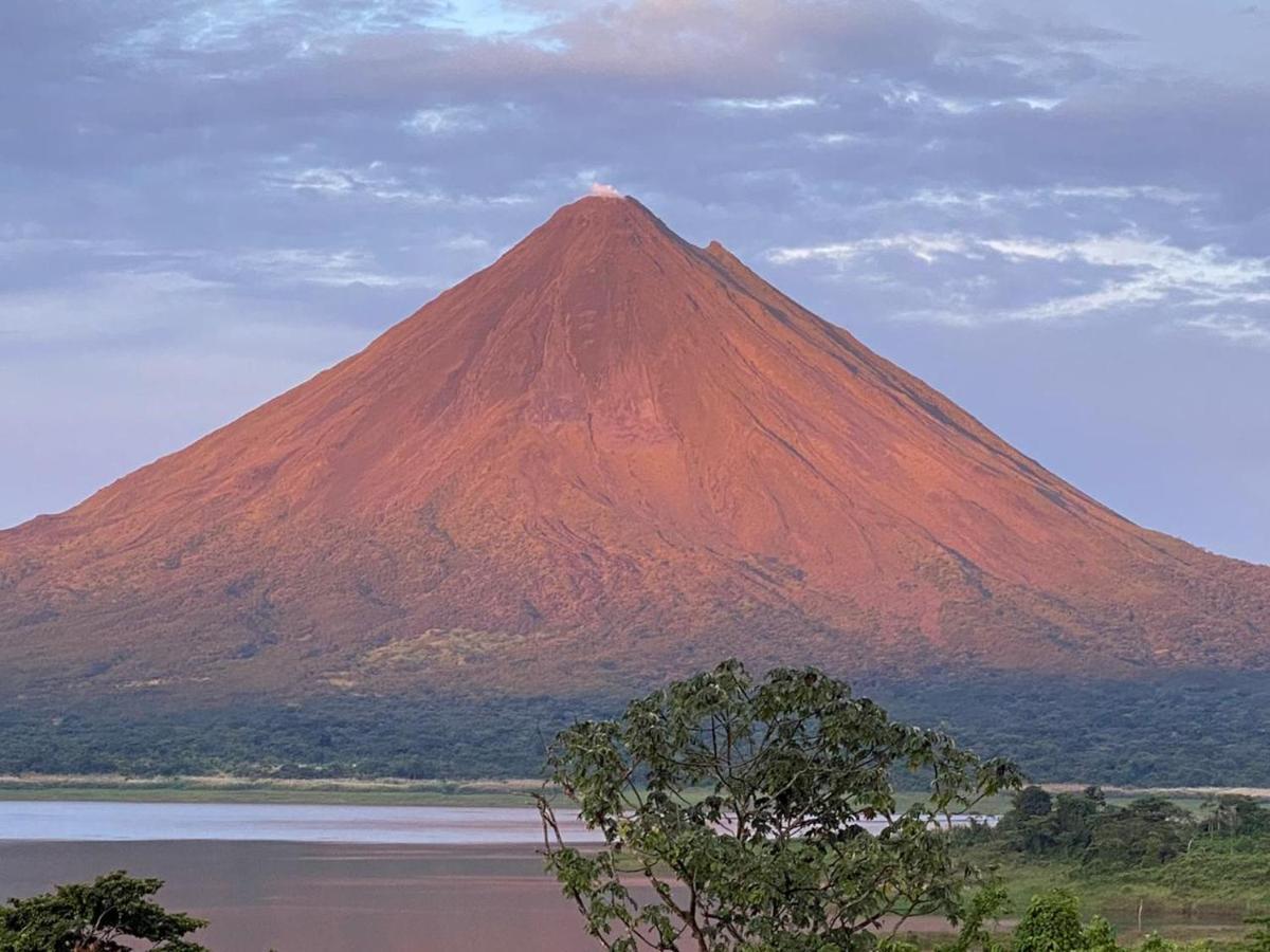 El Castillo 阿雷纳维斯塔旅舍酒店 外观 照片