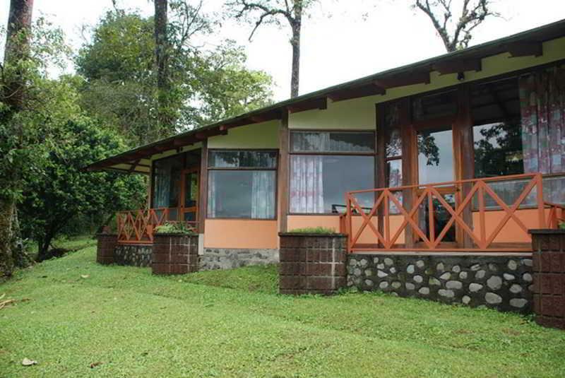 El Castillo 阿雷纳维斯塔旅舍酒店 外观 照片